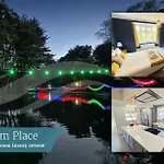 Дом отдыха Peasholm Place - Hot Tub Hire At Additional Cost Available - Overlooking Peasholm Park - Near And North Bay Amenities With 2 Spaces On Driveway *