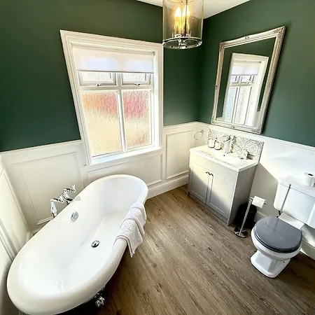 度假居 Peasholm Place - Hot Tub Hire At Additional Cost Available - Overlooking Peasholm Park - Near And North Bay Amenities 斯卡伯勒