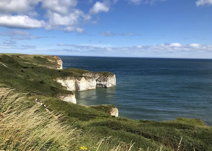 Hébergement de vacances Peasholm Place - Hot Tub Hire At Additional Cost Available - Overlooking Peasholm Park - Near And North Bay Amenities With 2 Spaces On Driveway
