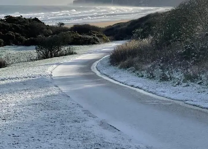 Peasholm Place - Hot Tub Hire At Additional Cost Available - Overlooking Peasholm Park - Near And North Bay Amenities With 2 Spaces On Driveway Hébergement de vacances